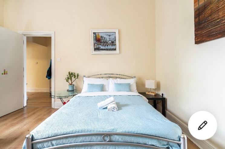 Ferienwohnung Rosie Blue London Exterior foto
